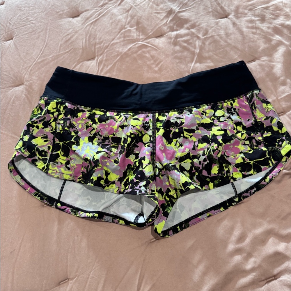 Lululemon speed 2.5” Black and Pink Floral Athletic Shorts